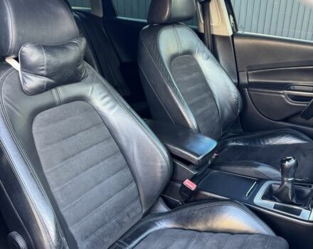 Черный Фольксваген Пассат Вариант, объемом двигателя 2 л и пробегом 335 тыс. км за 6200 $, фото 10 на Automoto.ua