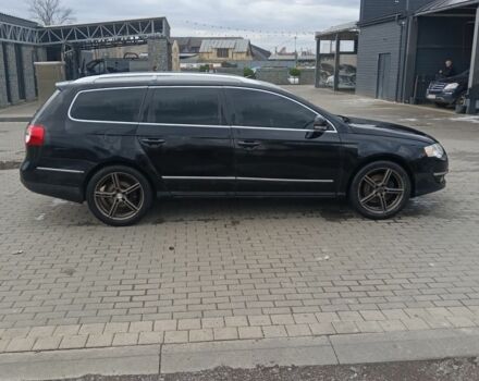 Черный Фольксваген Пассат Вариант, объемом двигателя 2 л и пробегом 220 тыс. км за 5500 $, фото 2 на Automoto.ua