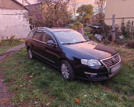 Черный Фольксваген Пассат Вариант, объемом двигателя 2 л и пробегом 225 тыс. км за 6000 $, фото 1 на Automoto.ua