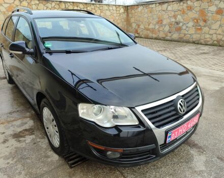 Черный Фольксваген Пассат Вариант, объемом двигателя 1.6 л и пробегом 164 тыс. км за 5950 $, фото 2 на Automoto.ua