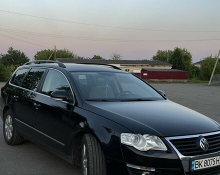 Черный Фольксваген Пассат Вариант, объемом двигателя 1.6 л и пробегом 290 тыс. км за 6750 $, фото 7 на Automoto.ua