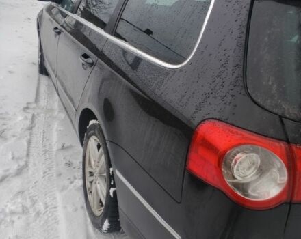 Черный Фольксваген Пассат Вариант, объемом двигателя 2 л и пробегом 345 тыс. км за 4800 $, фото 2 на Automoto.ua