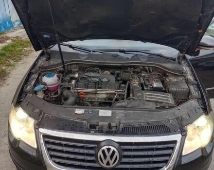 Черный Фольксваген Пассат Вариант, объемом двигателя 2 л и пробегом 300 тыс. км за 2300 $, фото 5 на Automoto.ua