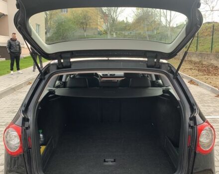 Фольксваген Пассат Вариант 2006 в Горохов на Automoto.ua Черный Фольксваген Пассат Вариант, объемом двигателя 2 л и пробегом 274 тыс. км за 6500 $, фото 4 на Automoto.ua