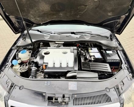 Черный Фольксваген Пассат Вариант, объемом двигателя 2 л и пробегом 400 тыс. км за 5450 $, фото 14 на Automoto.ua