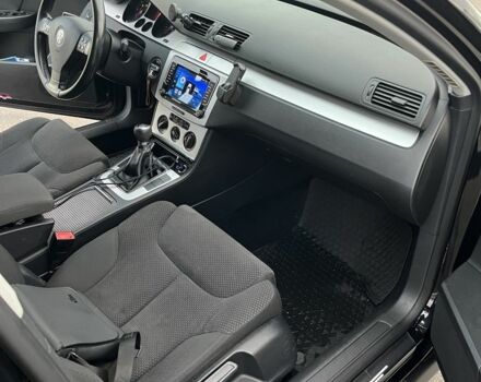 Черный Фольксваген Пассат Вариант, объемом двигателя 2 л и пробегом 284 тыс. км за 7000 $, фото 4 на Automoto.ua