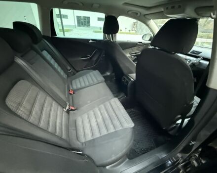 Черный Фольксваген Пассат Вариант, объемом двигателя 1.9 л и пробегом 285 тыс. км за 5500 $, фото 17 на Automoto.ua