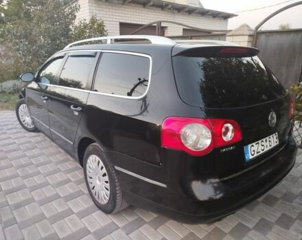 Черный Фольксваген Пассат Вариант, объемом двигателя 2 л и пробегом 260 тыс. км за 2250 $, фото 7 на Automoto.ua