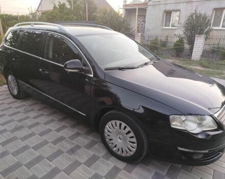 Черный Фольксваген Пассат Вариант, объемом двигателя 2 л и пробегом 260 тыс. км за 2250 $, фото 10 на Automoto.ua