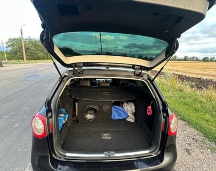 Чорний Фольксваген Пассат Варіант, об'ємом двигуна 2 л та пробігом 250 тис. км за 5300 $, фото 2 на Automoto.ua