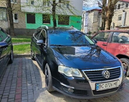Черный Фольксваген Пассат Вариант, объемом двигателя 2 л и пробегом 317 тыс. км за 6500 $, фото 5 на Automoto.ua