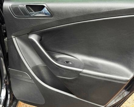 Черный Фольксваген Пассат Вариант, объемом двигателя 2 л и пробегом 326 тыс. км за 6990 $, фото 21 на Automoto.ua