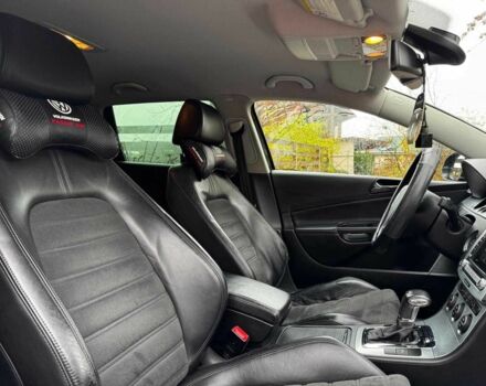 Черный Фольксваген Пассат Вариант, объемом двигателя 2 л и пробегом 326 тыс. км за 6990 $, фото 12 на Automoto.ua