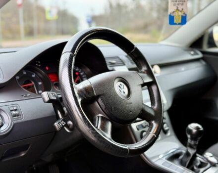 Черный Фольксваген Пассат Вариант, объемом двигателя 2 л и пробегом 400 тыс. км за 5450 $, фото 22 на Automoto.ua