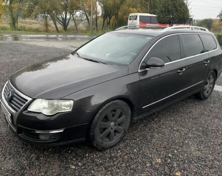Черный Фольксваген Пассат Вариант, объемом двигателя 2 л и пробегом 255 тыс. км за 6600 $, фото 14 на Automoto.ua