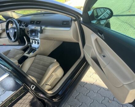 Черный Фольксваген Пассат Вариант, объемом двигателя 2 л и пробегом 300 тыс. км за 5999 $, фото 5 на Automoto.ua