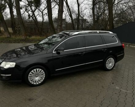 Чорний Фольксваген Пассат Варіант, об'ємом двигуна 2 л та пробігом 279 тис. км за 5499 $, фото 4 на Automoto.ua