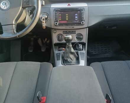 Черный Фольксваген Пассат Вариант, объемом двигателя 1.4 л и пробегом 323 тыс. км за 5650 $, фото 18 на Automoto.ua