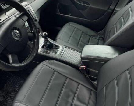 Черный Фольксваген Пассат Вариант, объемом двигателя 2 л и пробегом 274 тыс. км за 5700 $, фото 12 на Automoto.ua