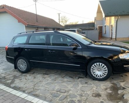 Черный Фольксваген Пассат Вариант, объемом двигателя 2 л и пробегом 193 тыс. км за 6900 $, фото 1 на Automoto.ua