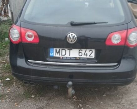 Черный Фольксваген Пассат Вариант, объемом двигателя 2 л и пробегом 370 тыс. км за 3562 $, фото 7 на Automoto.ua