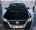Черный Фольксваген Пассат Вариант, объемом двигателя 2 л и пробегом 376 тыс. км за 2800 $, фото 1 на Automoto.ua