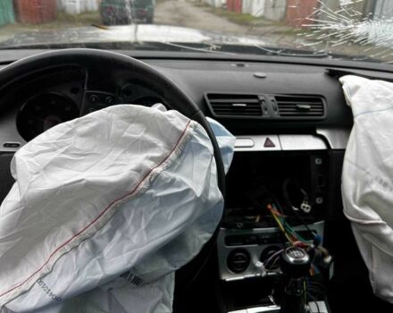 Чорний Фольксваген Пассат Варіант, об'ємом двигуна 2 л та пробігом 275 тис. км за 2700 $, фото 13 на Automoto.ua