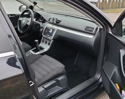 Черный Фольксваген Пассат Вариант, объемом двигателя 2 л и пробегом 287 тыс. км за 4700 $, фото 10 на Automoto.ua