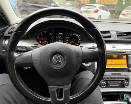 Черный Фольксваген Пассат Вариант, объемом двигателя 2 л и пробегом 300 тыс. км за 3200 $, фото 6 на Automoto.ua