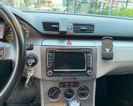 Черный Фольксваген Пассат Вариант, объемом двигателя 1.4 л и пробегом 220 тыс. км за 5400 $, фото 7 на Automoto.ua