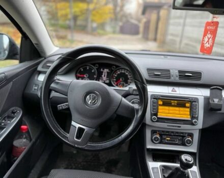 Черный Фольксваген Пассат Вариант, объемом двигателя 2 л и пробегом 300 тыс. км за 3200 $, фото 7 на Automoto.ua