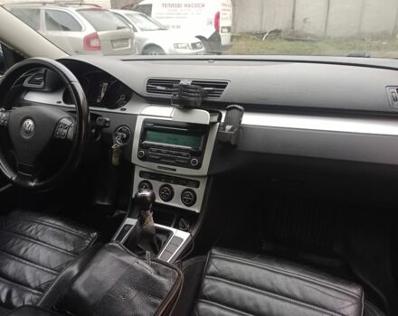 Черный Фольксваген Пассат Вариант, объемом двигателя 0 л и пробегом 300 тыс. км за 3100 $, фото 6 на Automoto.ua