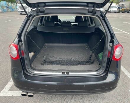 Чорний Фольксваген Пассат Варіант, об'ємом двигуна 1.8 л та пробігом 225 тис. км за 7500 $, фото 10 на Automoto.ua