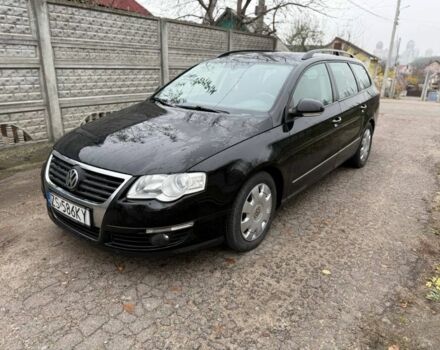 Черный Фольксваген Пассат Вариант, объемом двигателя 2 л и пробегом 300 тыс. км за 3200 $, фото 2 на Automoto.ua
