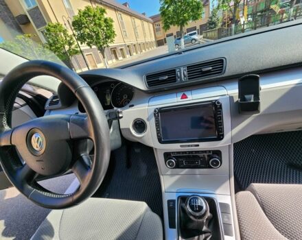 Черный Фольксваген Пассат Вариант, объемом двигателя 1.6 л и пробегом 350 тыс. км за 5900 $, фото 21 на Automoto.ua