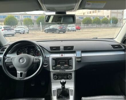 Черный Фольксваген Пассат Вариант, объемом двигателя 1.4 л и пробегом 250 тыс. км за 6600 $, фото 1 на Automoto.ua