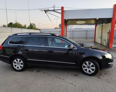 Черный Фольксваген Пассат Вариант, объемом двигателя 2 л и пробегом 333 тыс. км за 7500 $, фото 2 на Automoto.ua