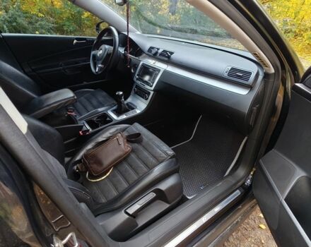 Фольксваген Пассат Варіант 2010 у Краматорске на Automoto.ua Чорний Фольксваген Пассат Варіант, об'ємом двигуна 2 л та пробігом 340 тис. км за 6800 $, фото 10 на Automoto.ua