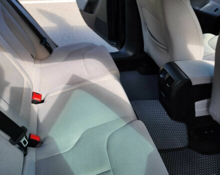 Черный Фольксваген Пассат Вариант, объемом двигателя 1.6 л и пробегом 350 тыс. км за 5900 $, фото 15 на Automoto.ua