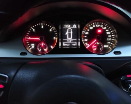 Черный Фольксваген Пассат Вариант, объемом двигателя 2 л и пробегом 333 тыс. км за 7500 $, фото 4 на Automoto.ua