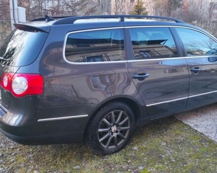 Чорний Фольксваген Пассат Варіант, об'ємом двигуна 2 л та пробігом 287 тис. км за 7900 $, фото 2 на Automoto.ua