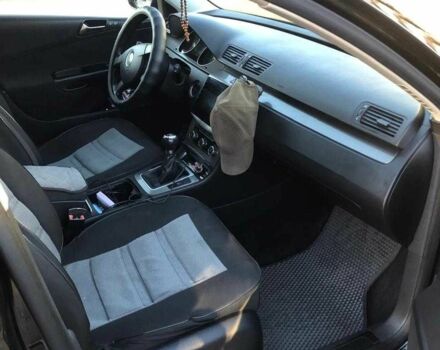 Черный Фольксваген Пассат Вариант, объемом двигателя 1.6 л и пробегом 253 тыс. км за 6700 $, фото 9 на Automoto.ua