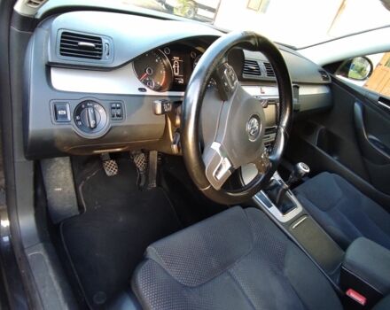 Чорний Фольксваген Пассат Варіант, об'ємом двигуна 2 л та пробігом 287 тис. км за 7900 $, фото 17 на Automoto.ua