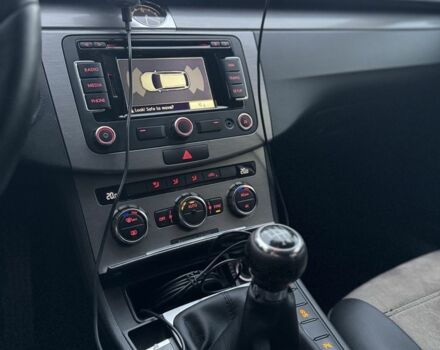 Чорний Фольксваген Пассат Варіант, об'ємом двигуна 1.6 л та пробігом 245 тис. км за 8400 $, фото 12 на Automoto.ua