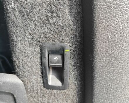 Черный Фольксваген Пассат Вариант, объемом двигателя 2 л и пробегом 274 тыс. км за 9699 $, фото 12 на Automoto.ua