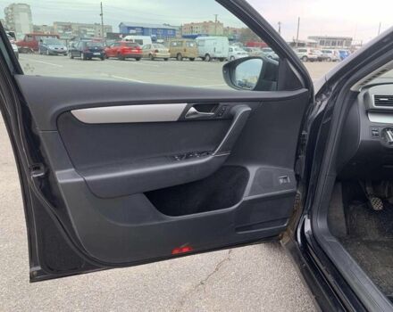 Фольксваген Пассат Вариант 2011 в Александрие на Automoto.ua Черный Фольксваген Пассат Вариант, объемом двигателя 1.6 л и пробегом 190 тыс. км за 9500 $, фото 6 на Automoto.ua