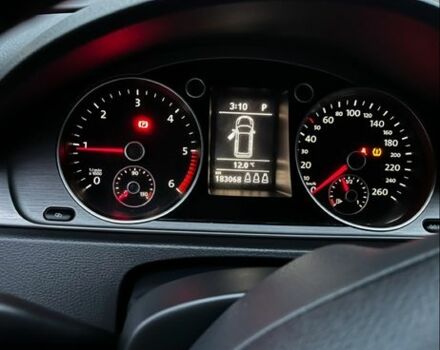 Чорний Фольксваген Пассат Варіант, об'ємом двигуна 2 л та пробігом 183 тис. км за 11100 $, фото 7 на Automoto.ua