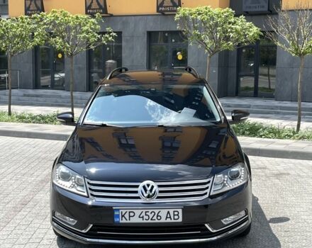 Черный Фольксваген Пассат Вариант, объемом двигателя 2 л и пробегом 280 тыс. км за 9900 $, фото 1 на Automoto.ua