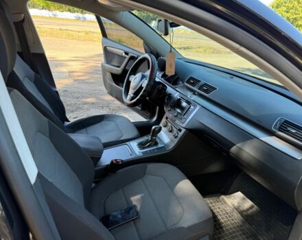 Черный Фольксваген Пассат Вариант, объемом двигателя 1.6 л и пробегом 273 тыс. км за 9200 $, фото 2 на Automoto.ua