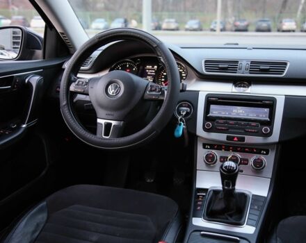 Черный Фольксваген Пассат Вариант, объемом двигателя 1.6 л и пробегом 262 тыс. км за 8800 $, фото 10 на Automoto.ua